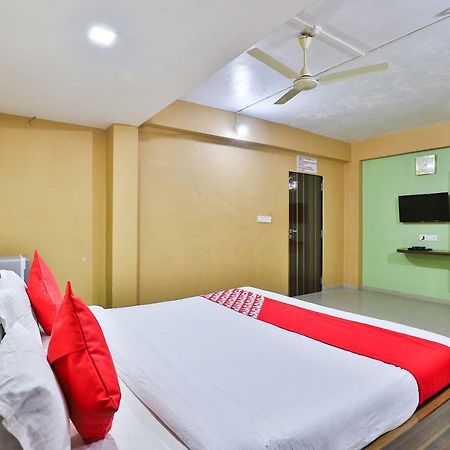 דמאן Oyo 24833 Hotel Silver מראה חיצוני תמונה