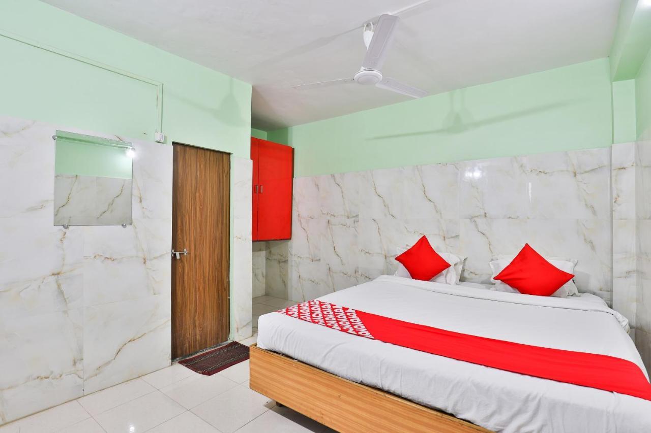 דמאן Oyo 24833 Hotel Silver מראה חיצוני תמונה