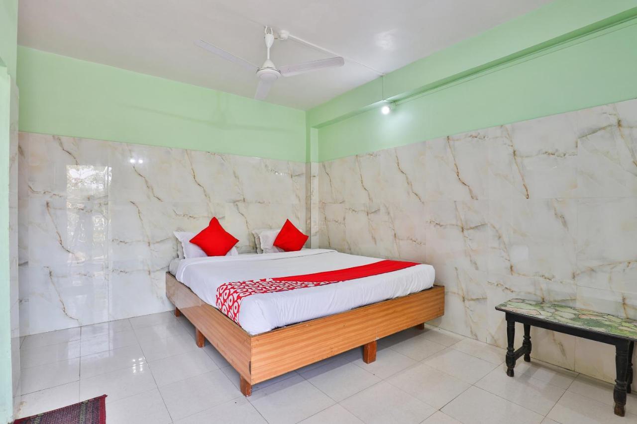 דמאן Oyo 24833 Hotel Silver מראה חיצוני תמונה
