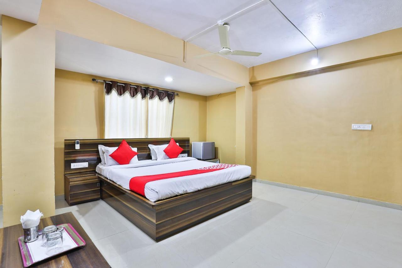 דמאן Oyo 24833 Hotel Silver מראה חיצוני תמונה