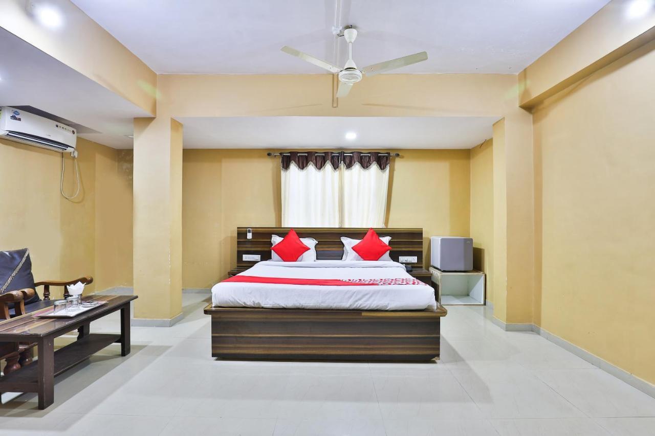 דמאן Oyo 24833 Hotel Silver מראה חיצוני תמונה