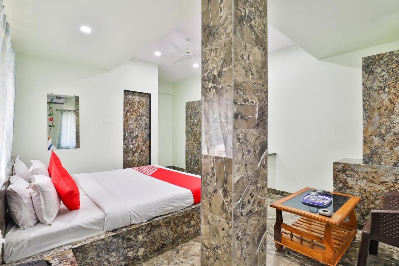 דמאן Oyo 24833 Hotel Silver מראה חיצוני תמונה